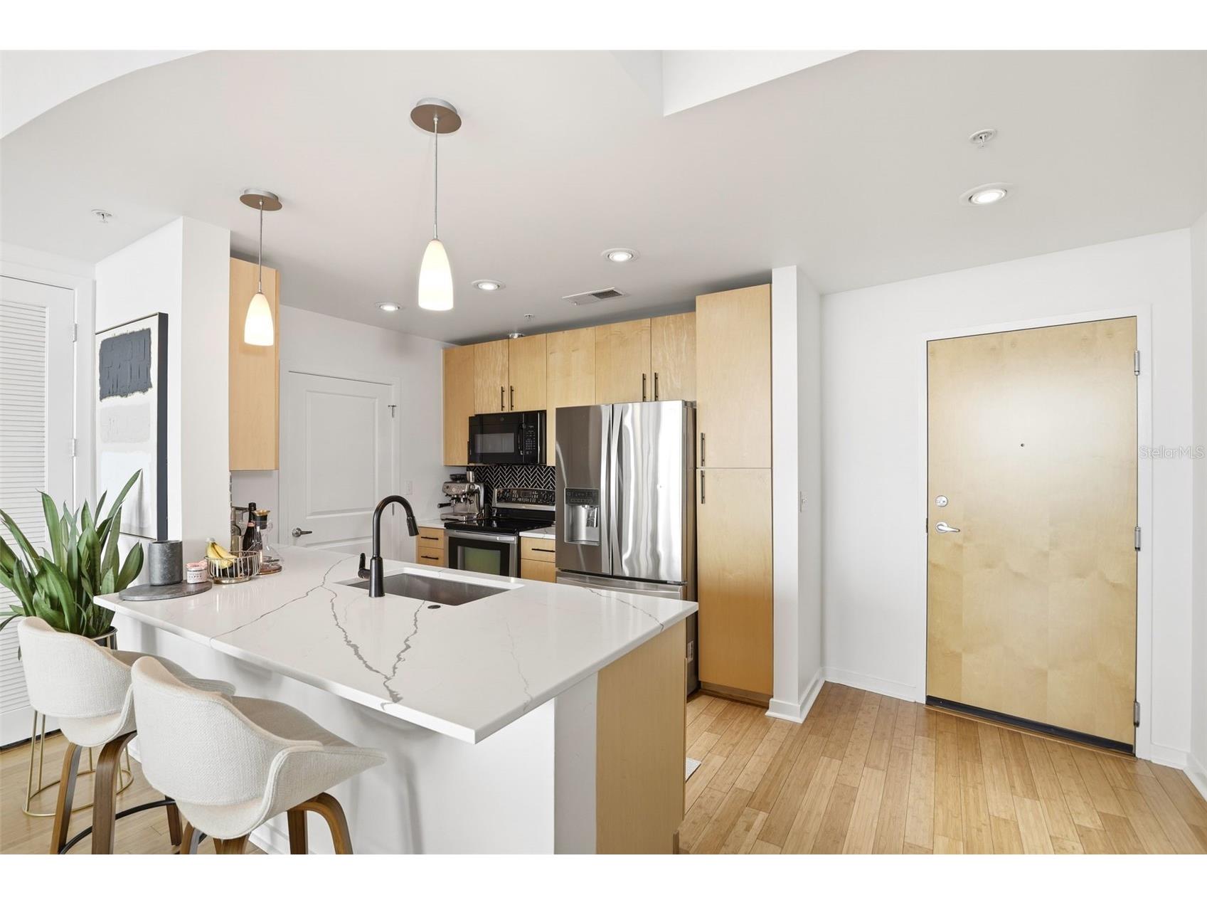 155 S Court Avenue #2705 Orlando FL 32801 O6417772 image8