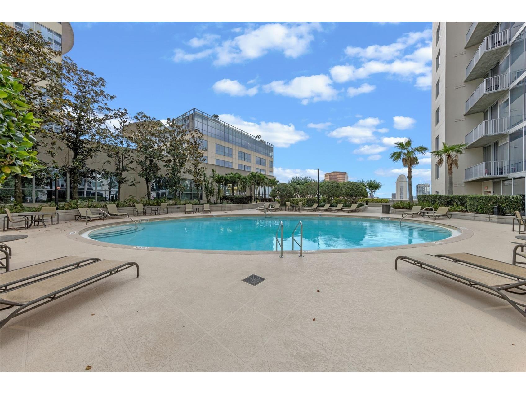 155 S Court Avenue #2710 Orlando FL 32801 O6379687 image28