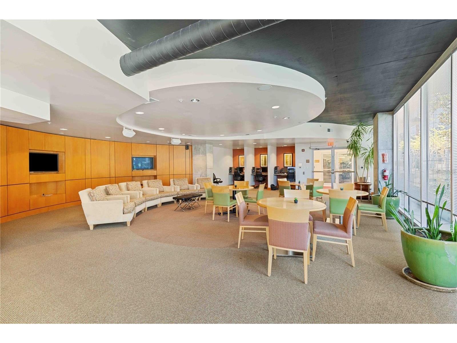 155 S Court Avenue #2710 Orlando FL 32801 O6379687 image39