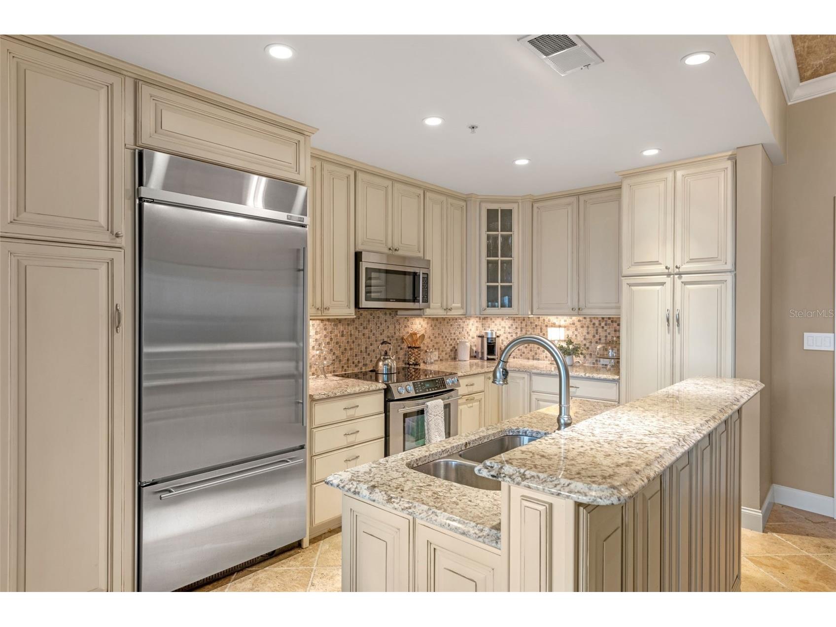 155 S Court Avenue #2710 Orlando FL 32801 O6379687 image4