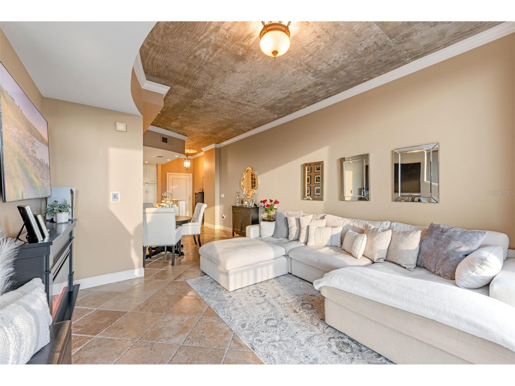 155 S Court Avenue #2710 Orlando FL 32801 O6379687 image7