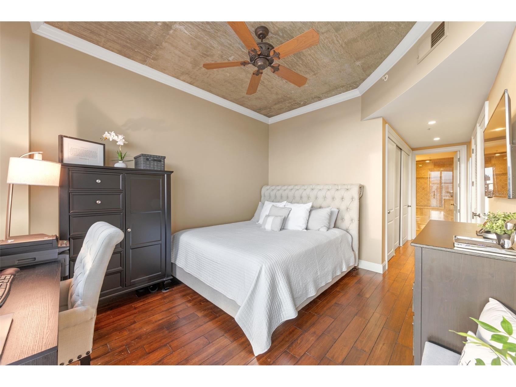 155 S Court Avenue #2710 Orlando FL 32801 O6379687 image9
