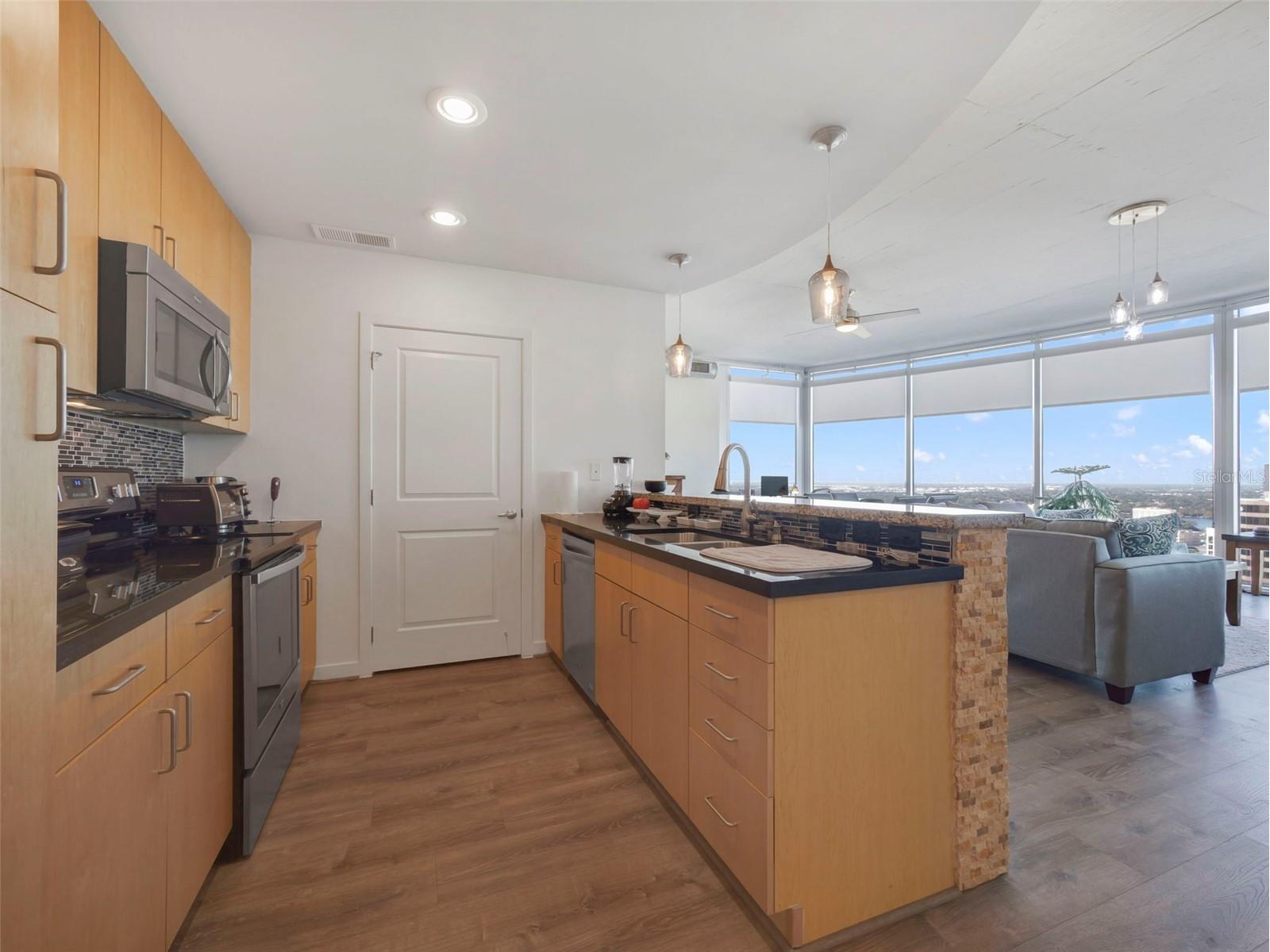 155 S Court Avenue #2716 Orlando FL 32801 - LAKE EOLA O6378923 image17