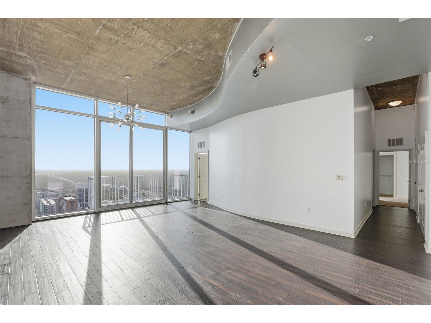 155 S Court Avenue #2903 Orlando FL 32801 O6389852 image11