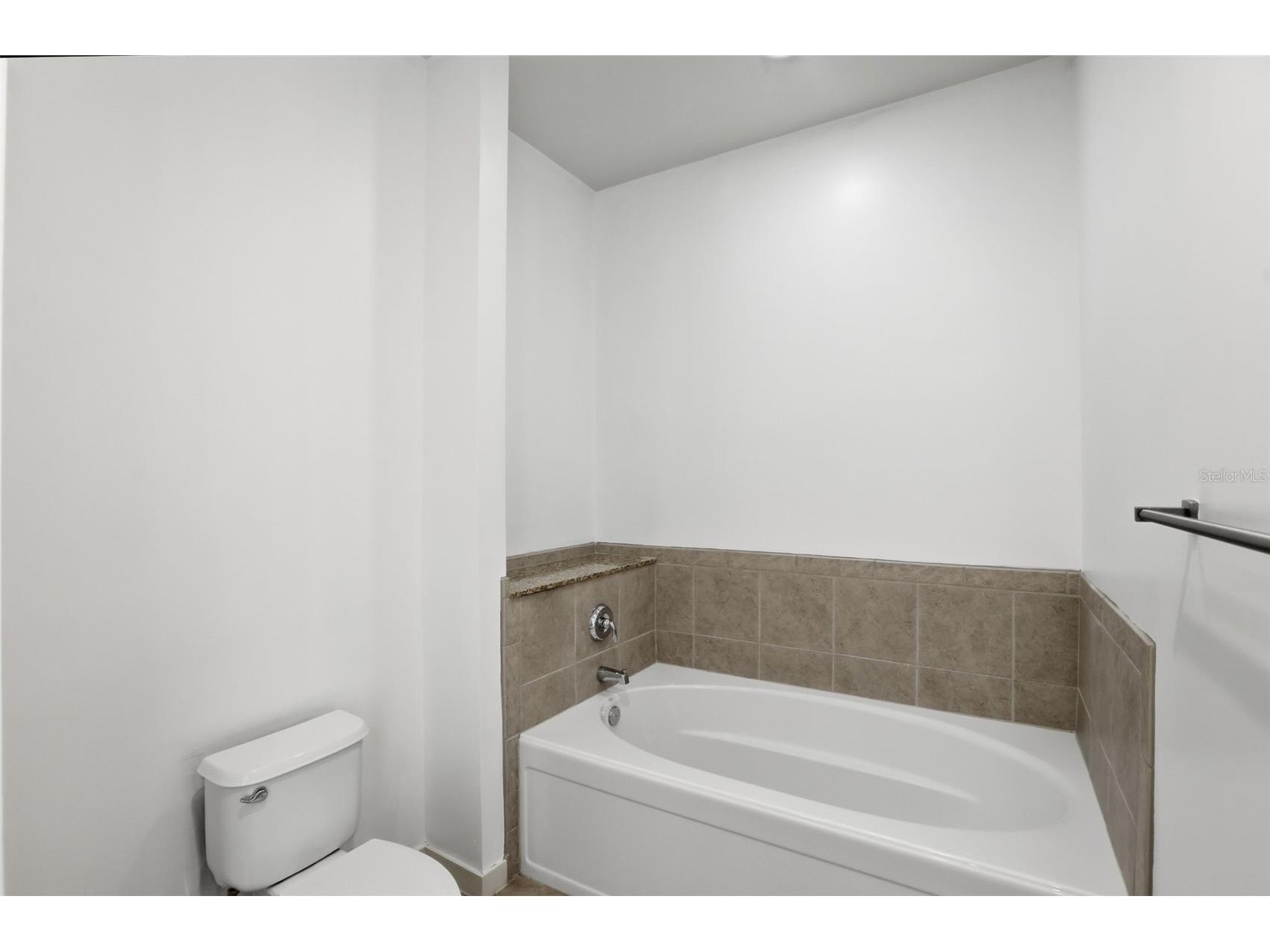 155 S Court Avenue #2903 Orlando FL 32801 O6389852 image20