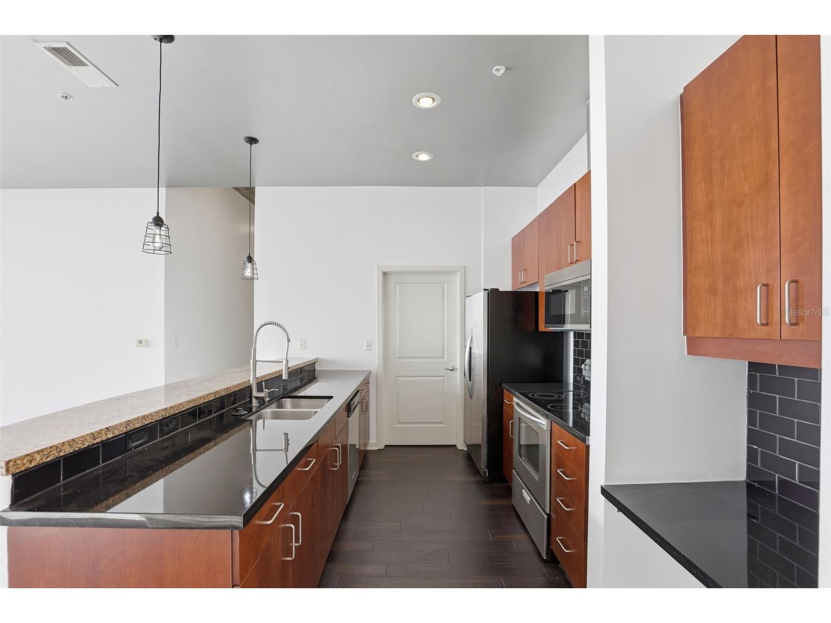 155 S Court Avenue #2903 Orlando FL 32801 O6389852 image6