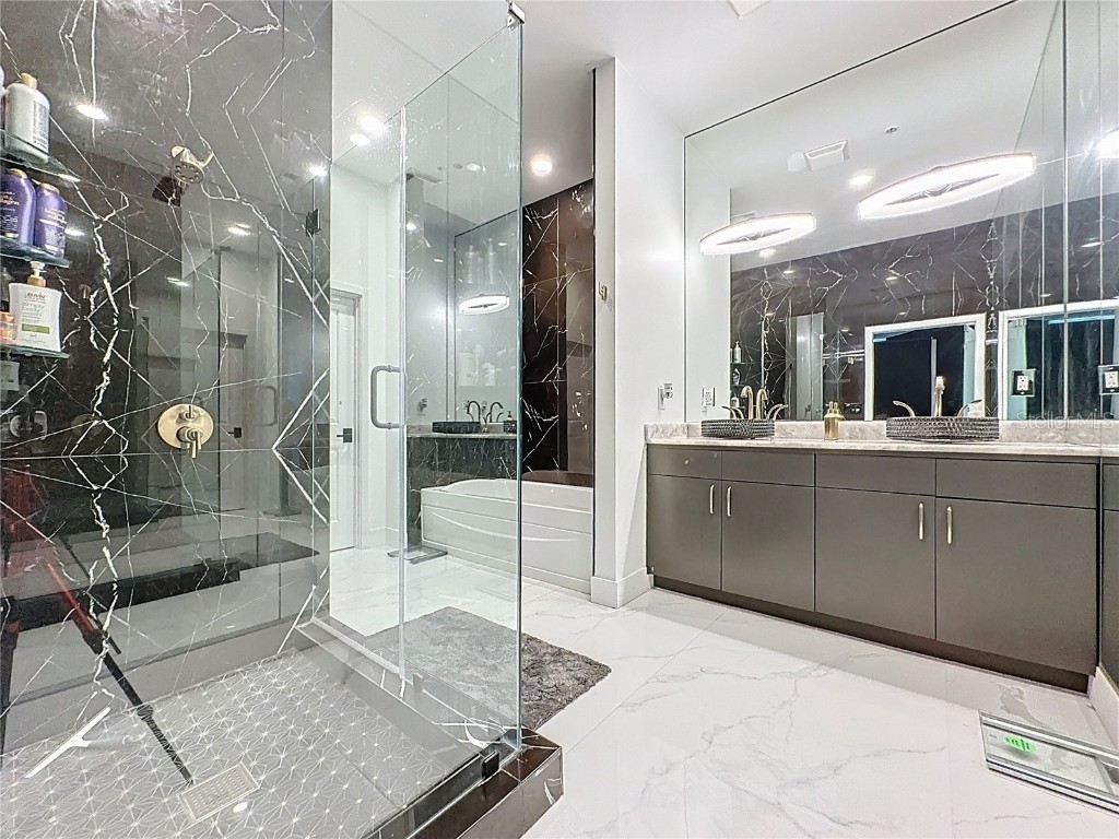 155 S Court Avenue #PENTHOUSE (2905) Orlando FL 32801 - LAKE EOLA O6353021 image24