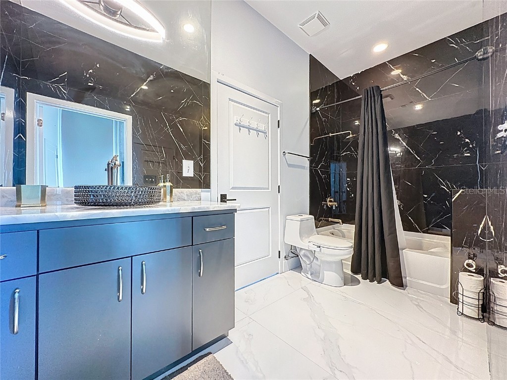 155 S Court Avenue #PENTHOUSE (2905) Orlando FL 32801 - LAKE EOLA O6353021 image30