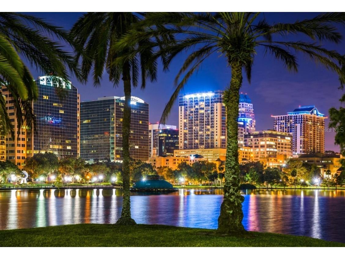 155 S Court Avenue #PENTHOUSE (2905) Orlando FL 32801 - LAKE EOLA O6353021 image36