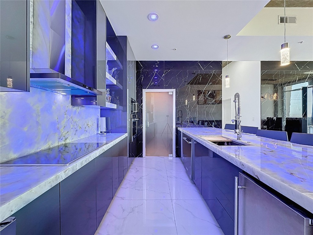 155 S Court Avenue #PENTHOUSE (2905) Orlando FL 32801 - LAKE EOLA O6353021 image4