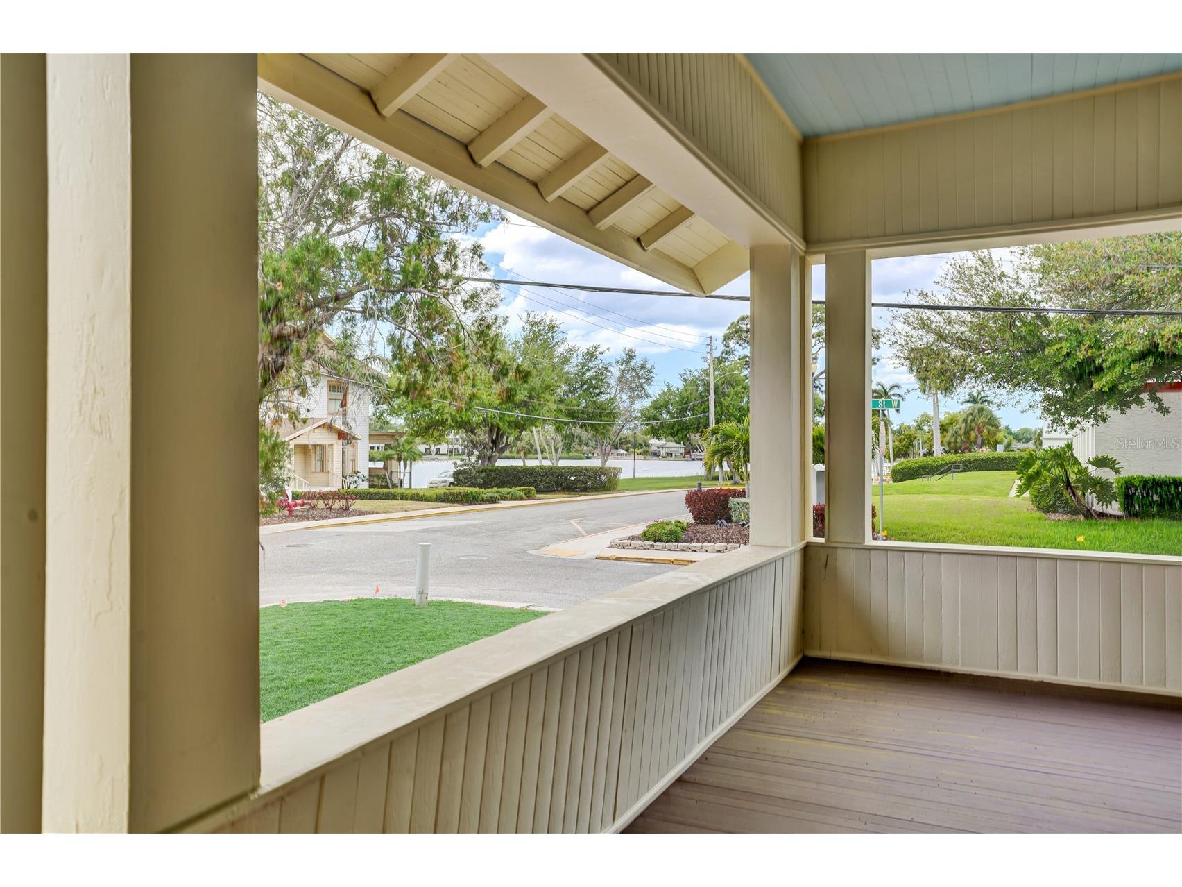 1550 3rd Avenue W Bradenton FL 34205 A4679199 image8