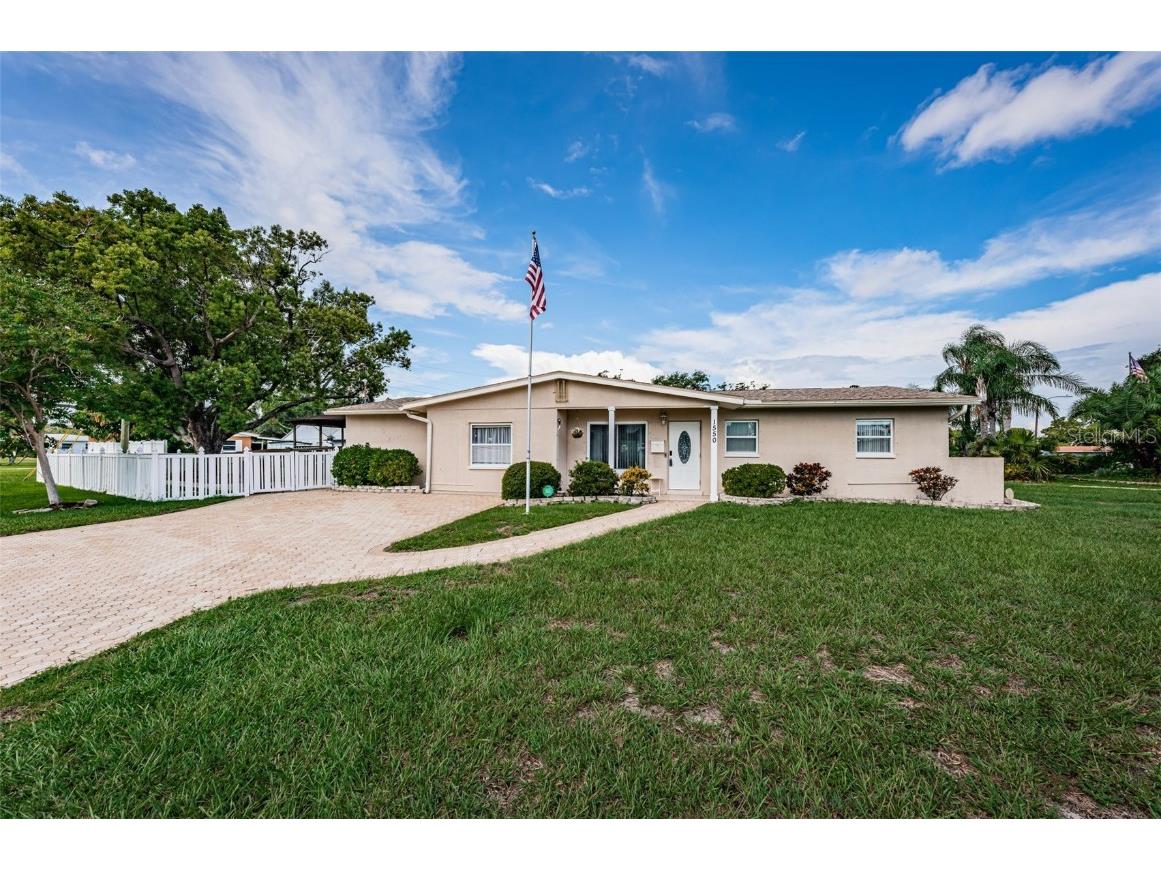 1550 55th Street N Saint Petersburg FL 33710 TB8417082 image1