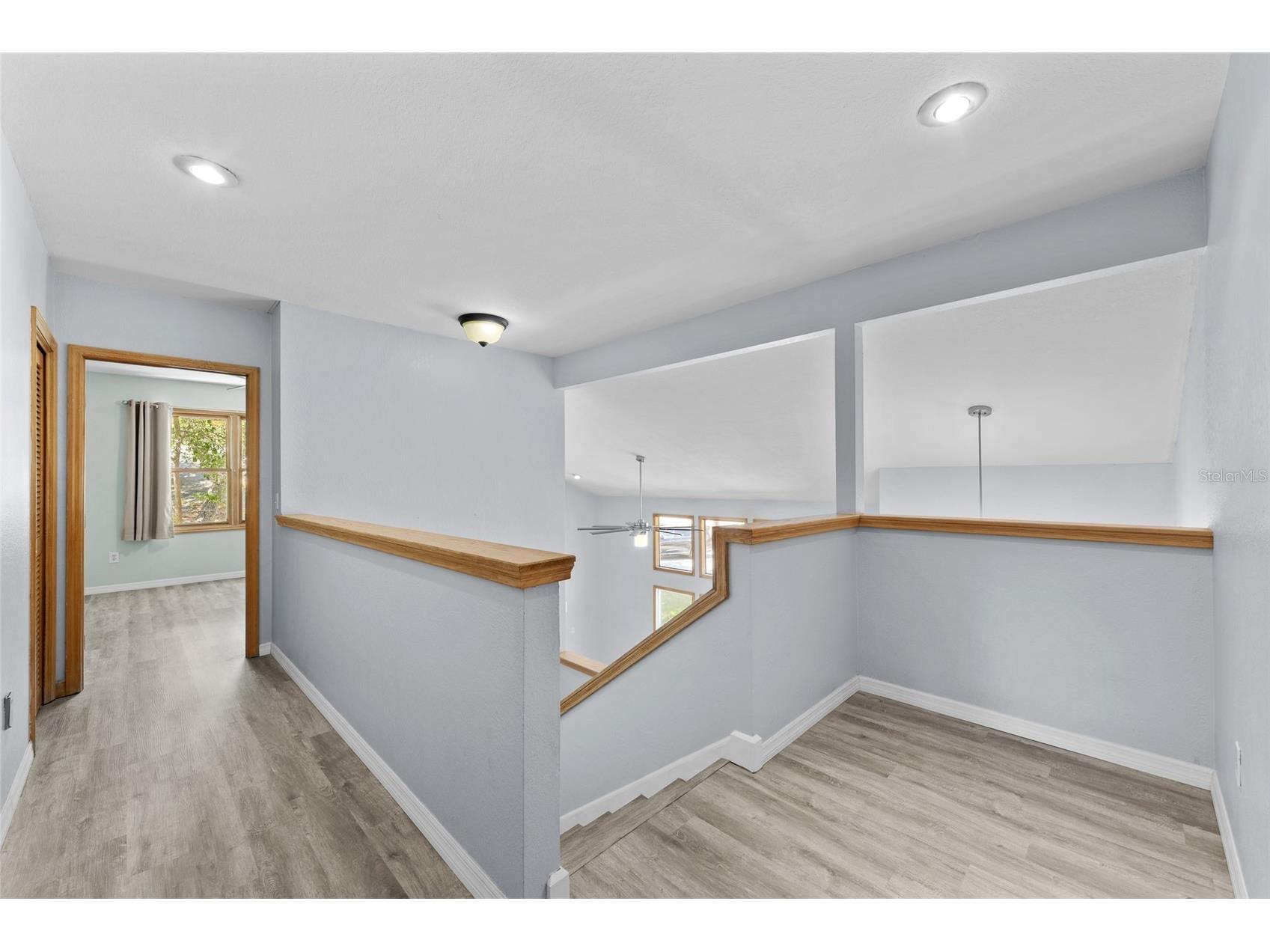 1550 Chateau Wood Drive Clearwater FL 33764 TB8495817 image22