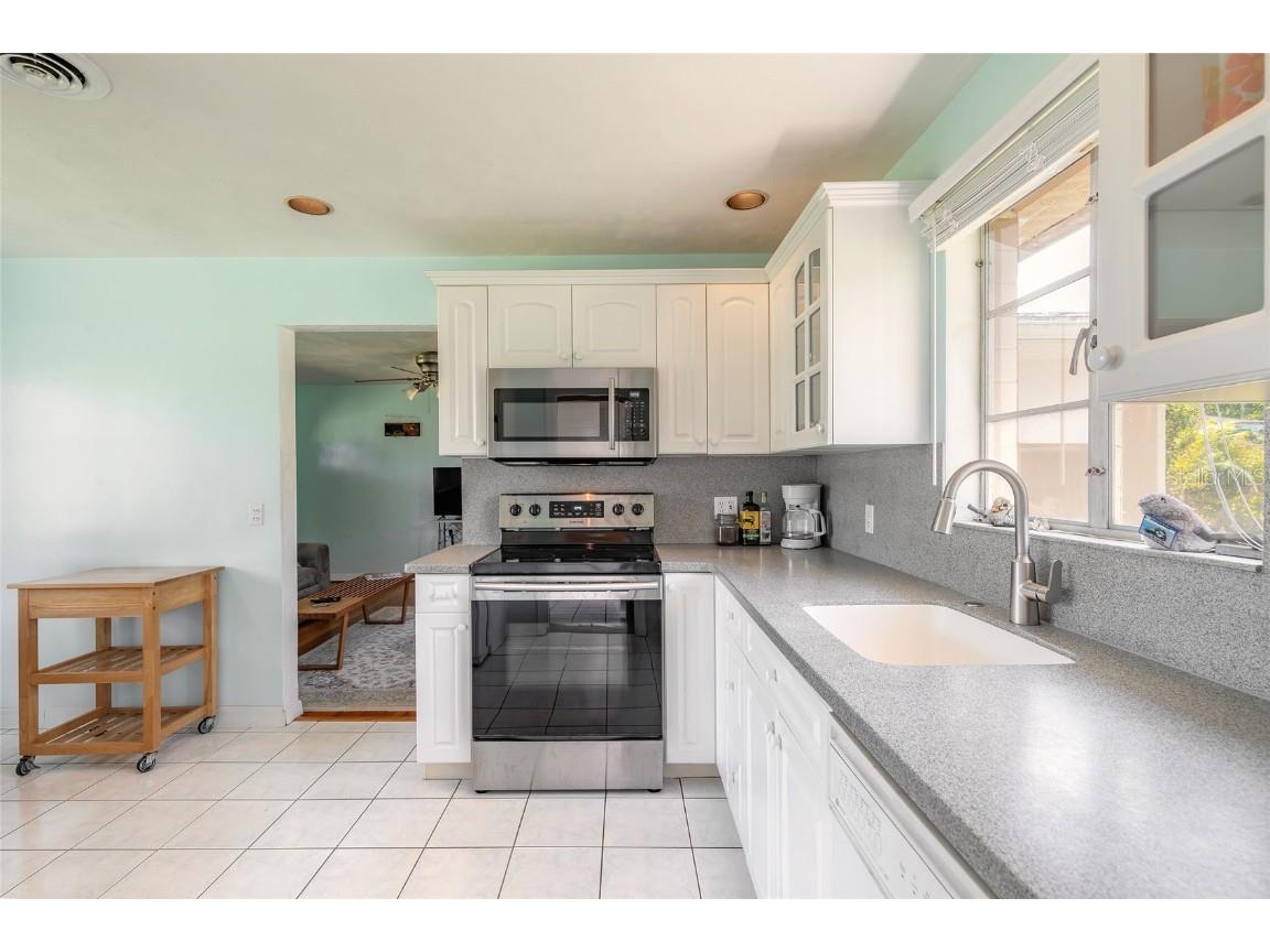 1550 Moravia Avenue Daytona Beach FL 32117 V4945724 image6