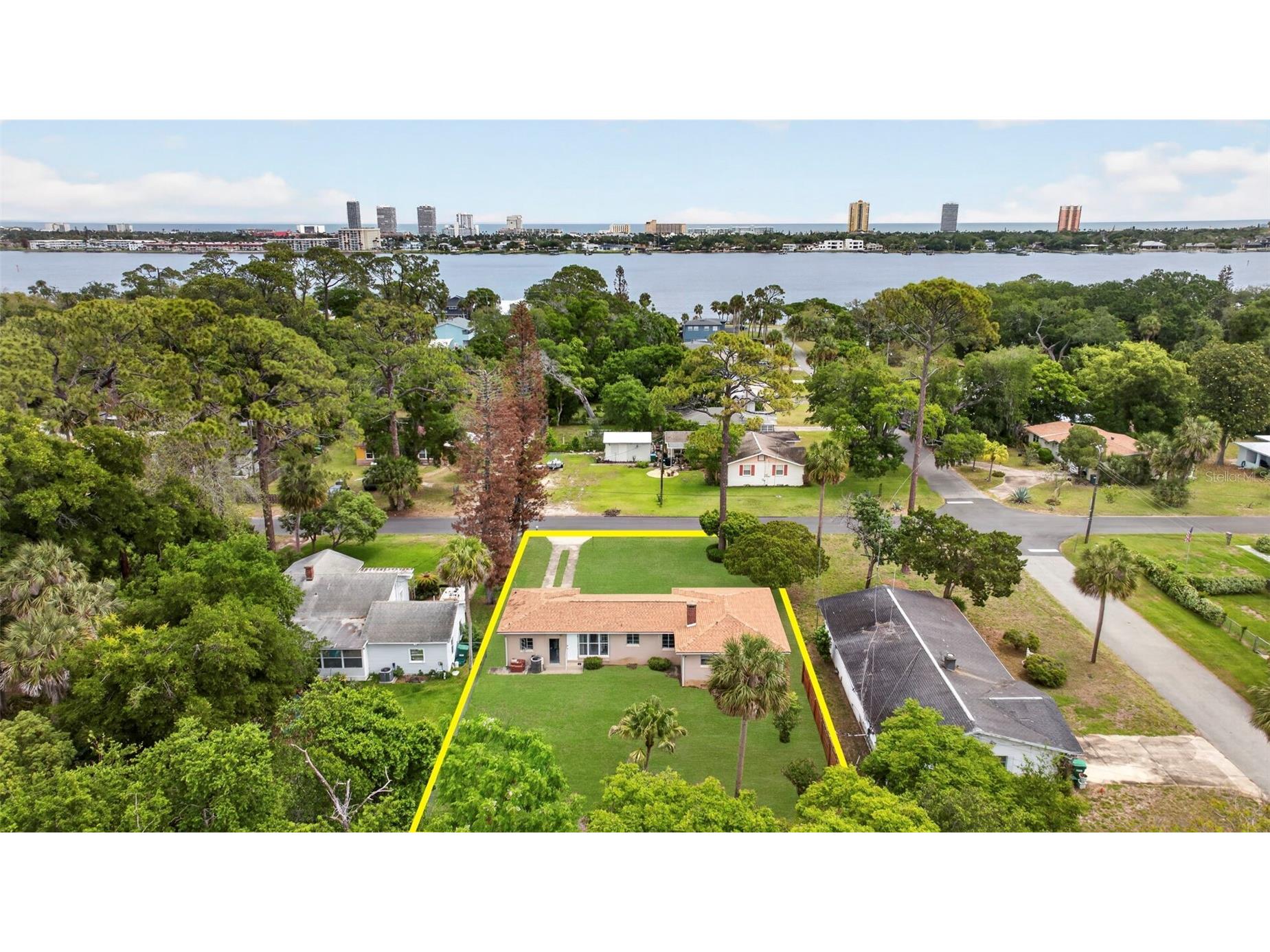 1550 Moravia Avenue Daytona Beach FL 32117 V4948646 image1