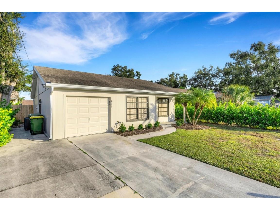 1550 N Pompano Avenue Sarasota FL 34237 N6141665 image2