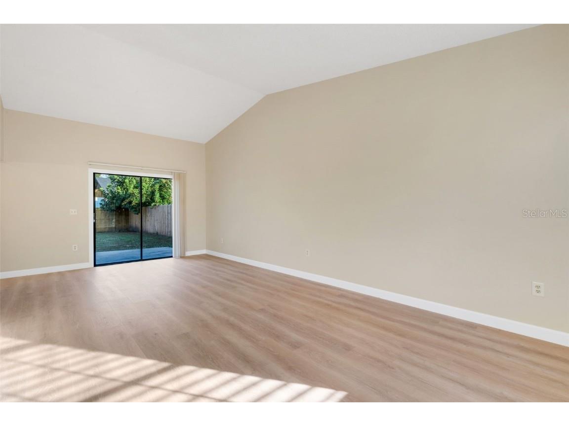 1550 N Pompano Avenue Sarasota FL 34237 N6141665 image5