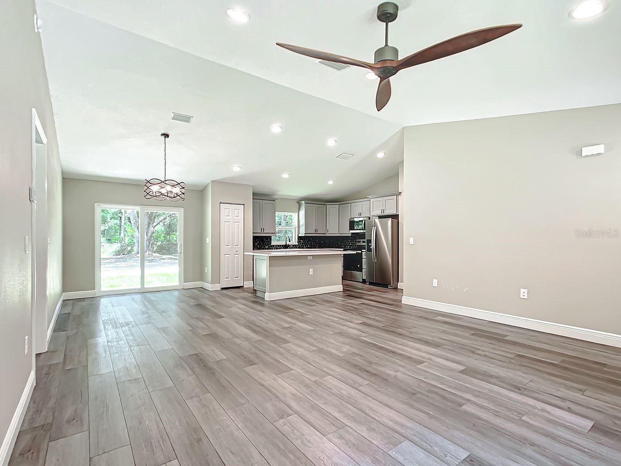 15500* NE 49 Place Williston FL 32696 OM726135 image4