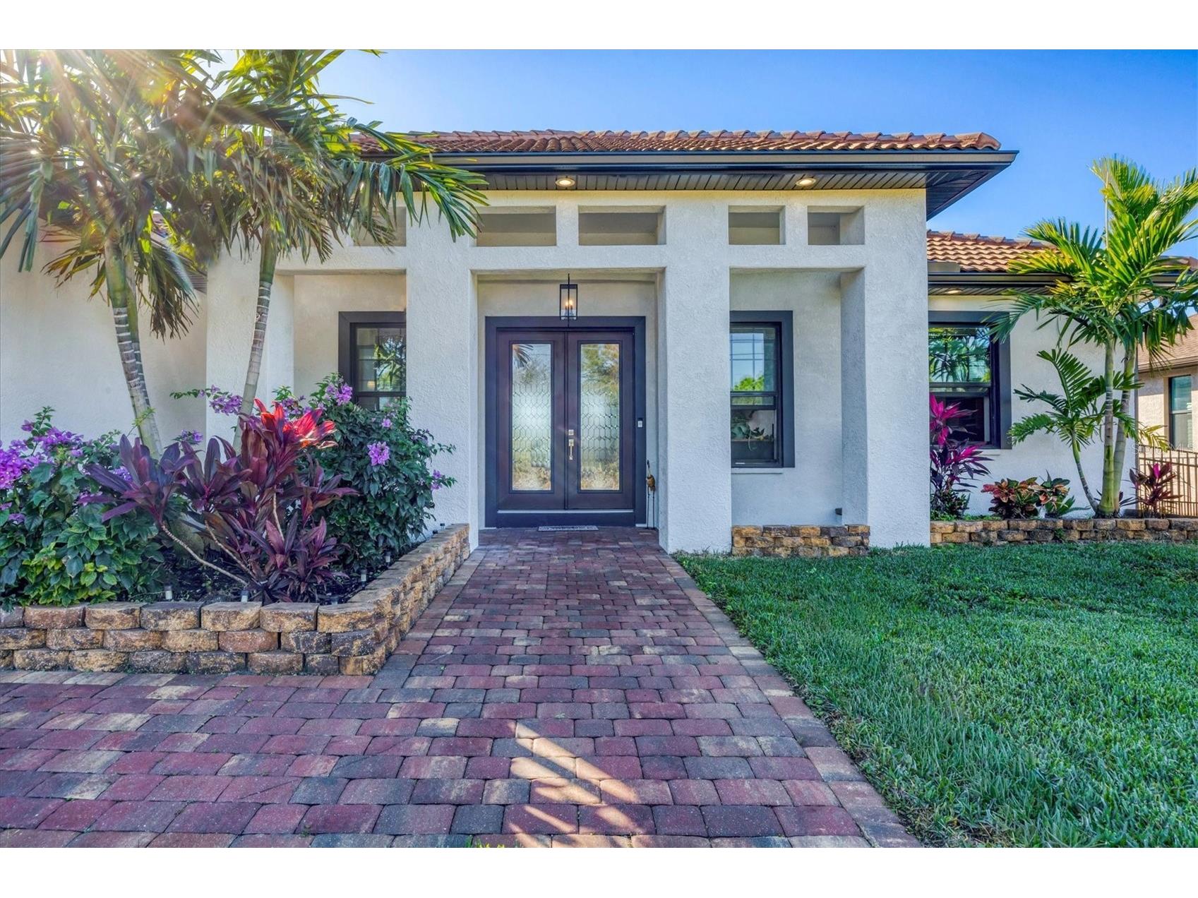 15504 Hennipen Circle Port Charlotte FL 33981 - LAKELAND WATERWAY N6142549 image2