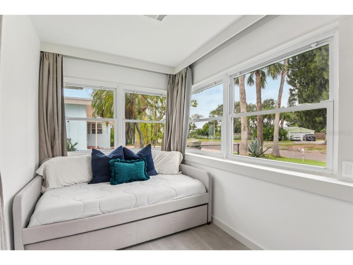 15506 1st Street E Redington Beach FL 33708 TB8442406 image11