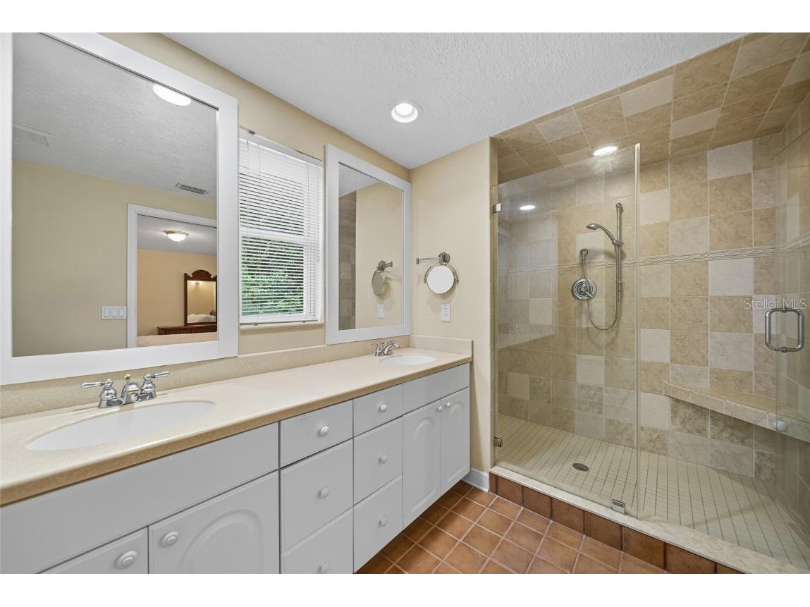 15507 N Himes Avenue Tampa FL 33618 TB8425641 image18