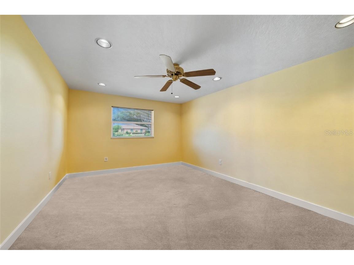 15507 N Himes Avenue Tampa FL 33618 TB8425641 image24