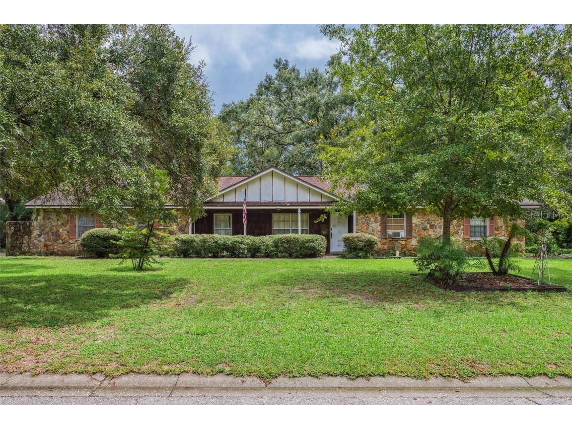 15509 Walden Avenue Tampa FL 33618 TB8422365 image1