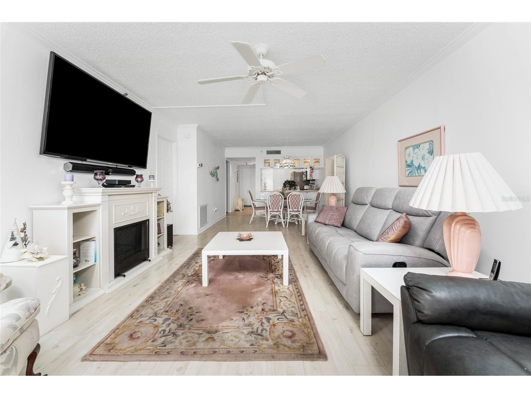 1551 Beach Road #204 Englewood FL 34223 - LEMON BAY D6146166 image12