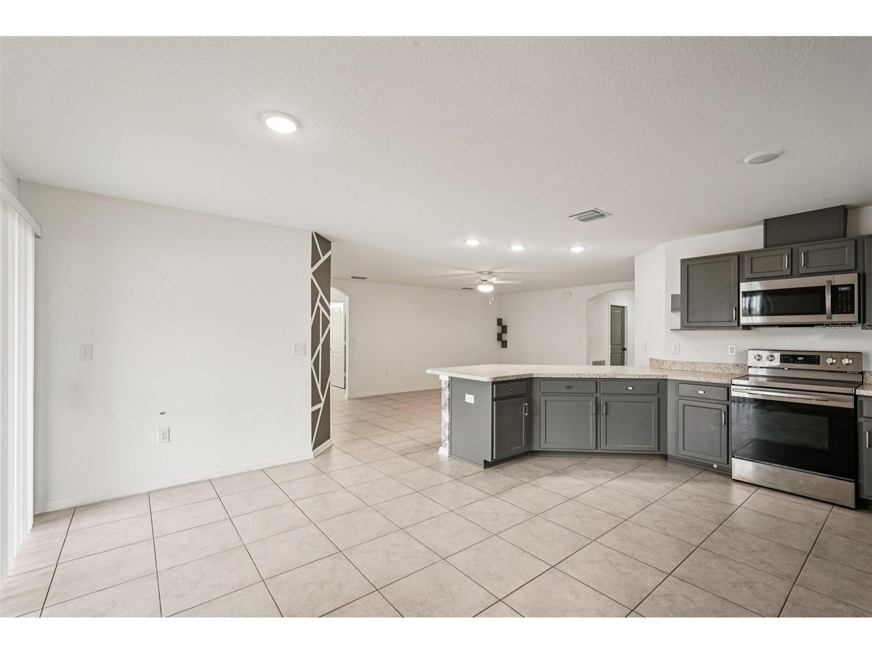 1551 Blue Bayou Circle Ruskin FL 33570 TB8482990 image18