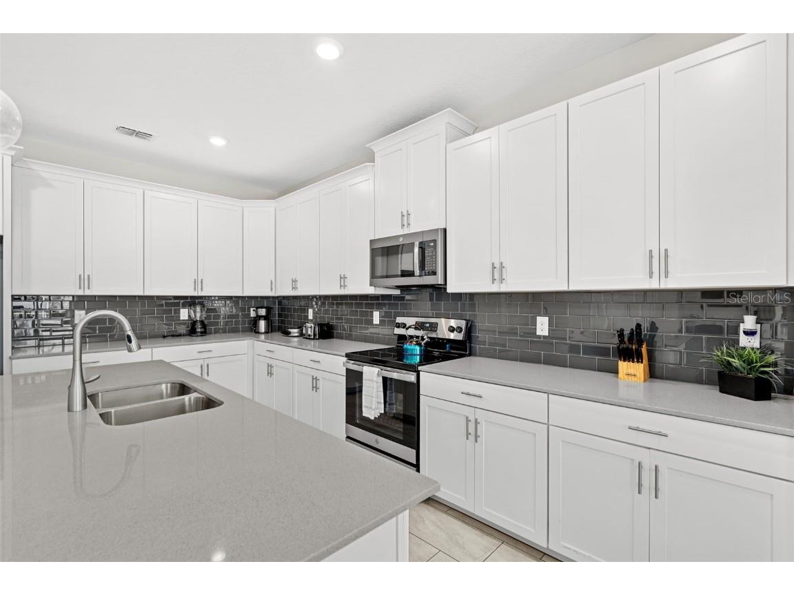 1551 Flange Drive Davenport FL 33896 O6291955 image9