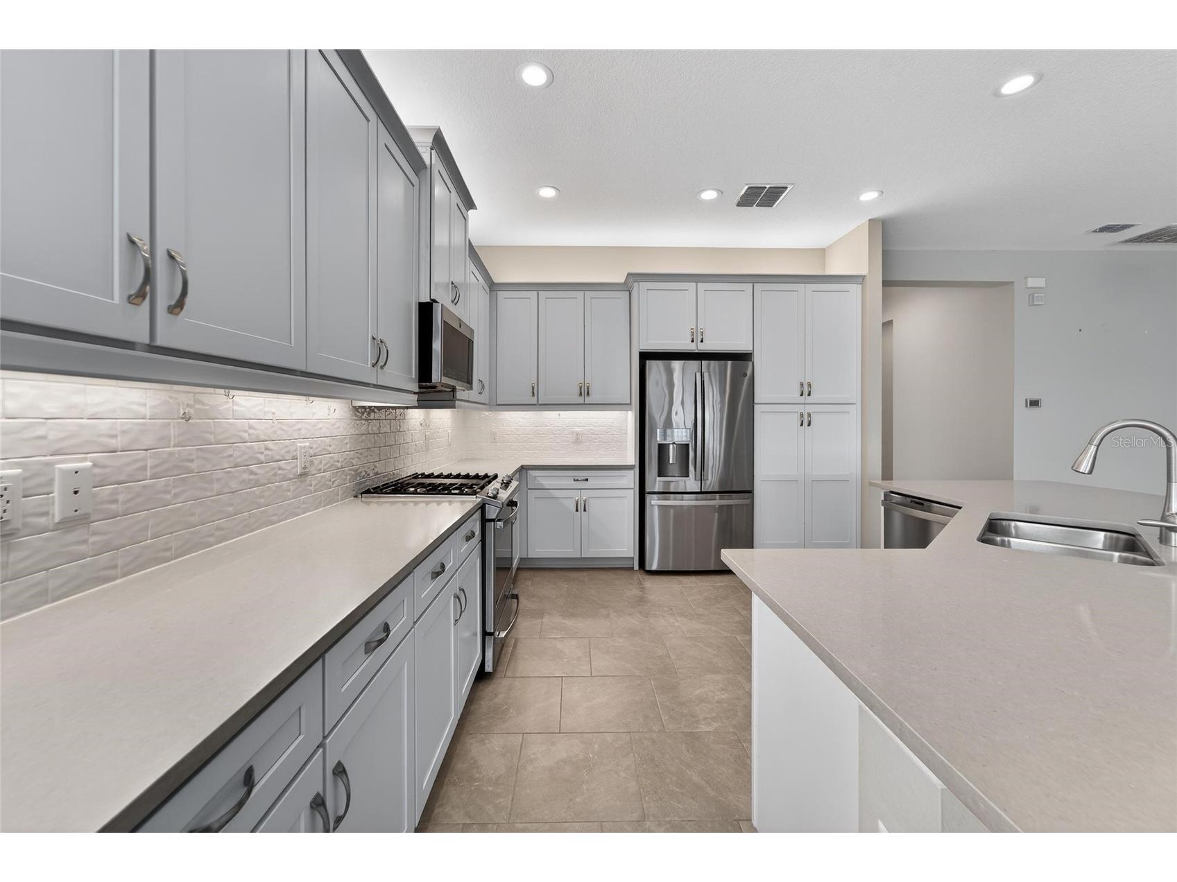 15512 Corona Del Mar Drive Wimauma FL 33598 TB8468540 image13