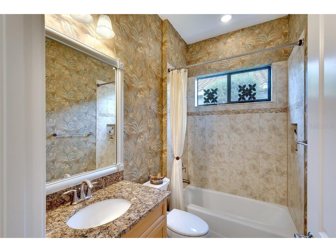 15512 Leven Links Place Lakewood Ranch FL 34202 A4675114 image31