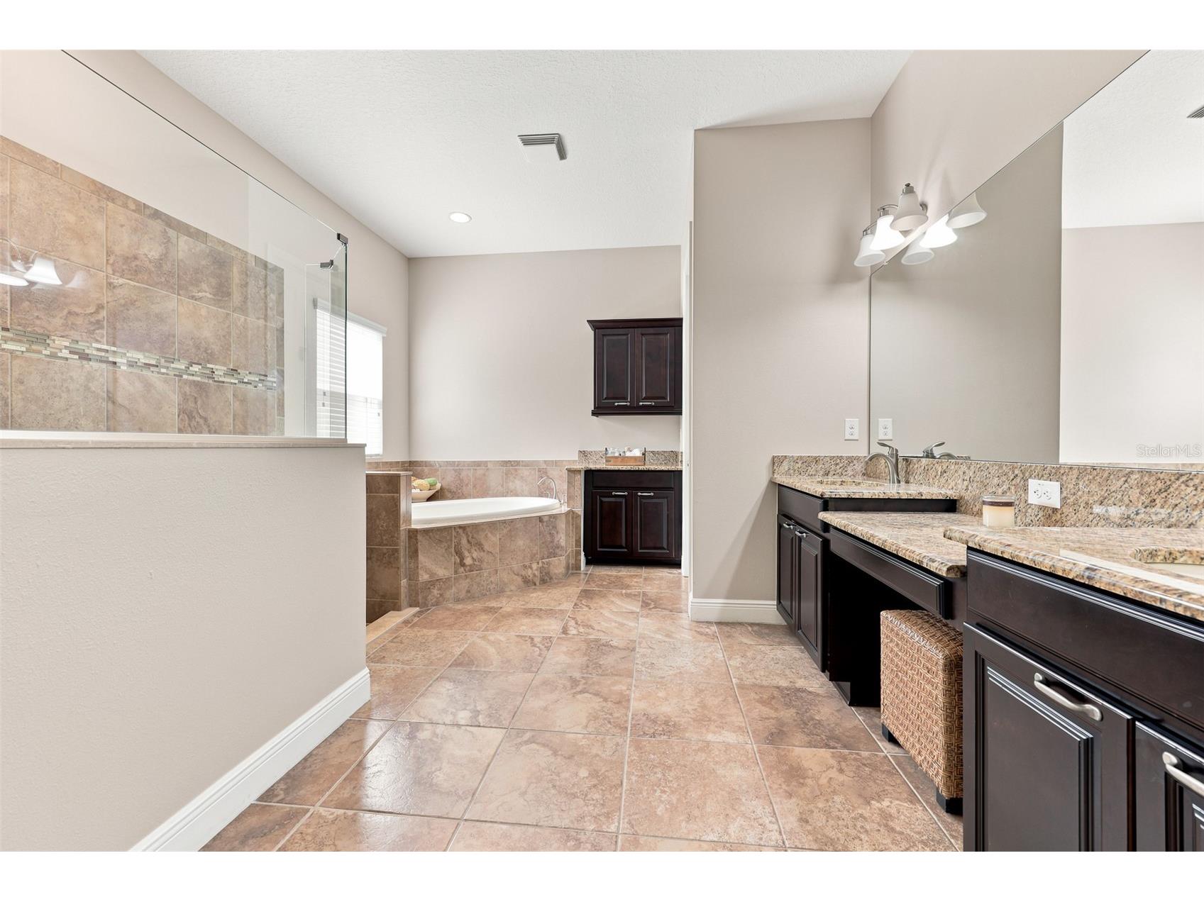 15512 Mossy Ridge Lane Lithia FL 33547 TB8525957 image29