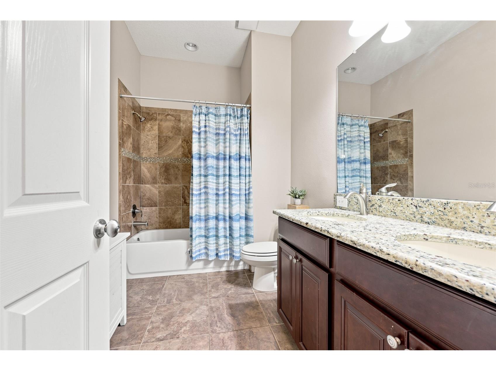 15512 Mossy Ridge Lane Lithia FL 33547 TB8525957 image35