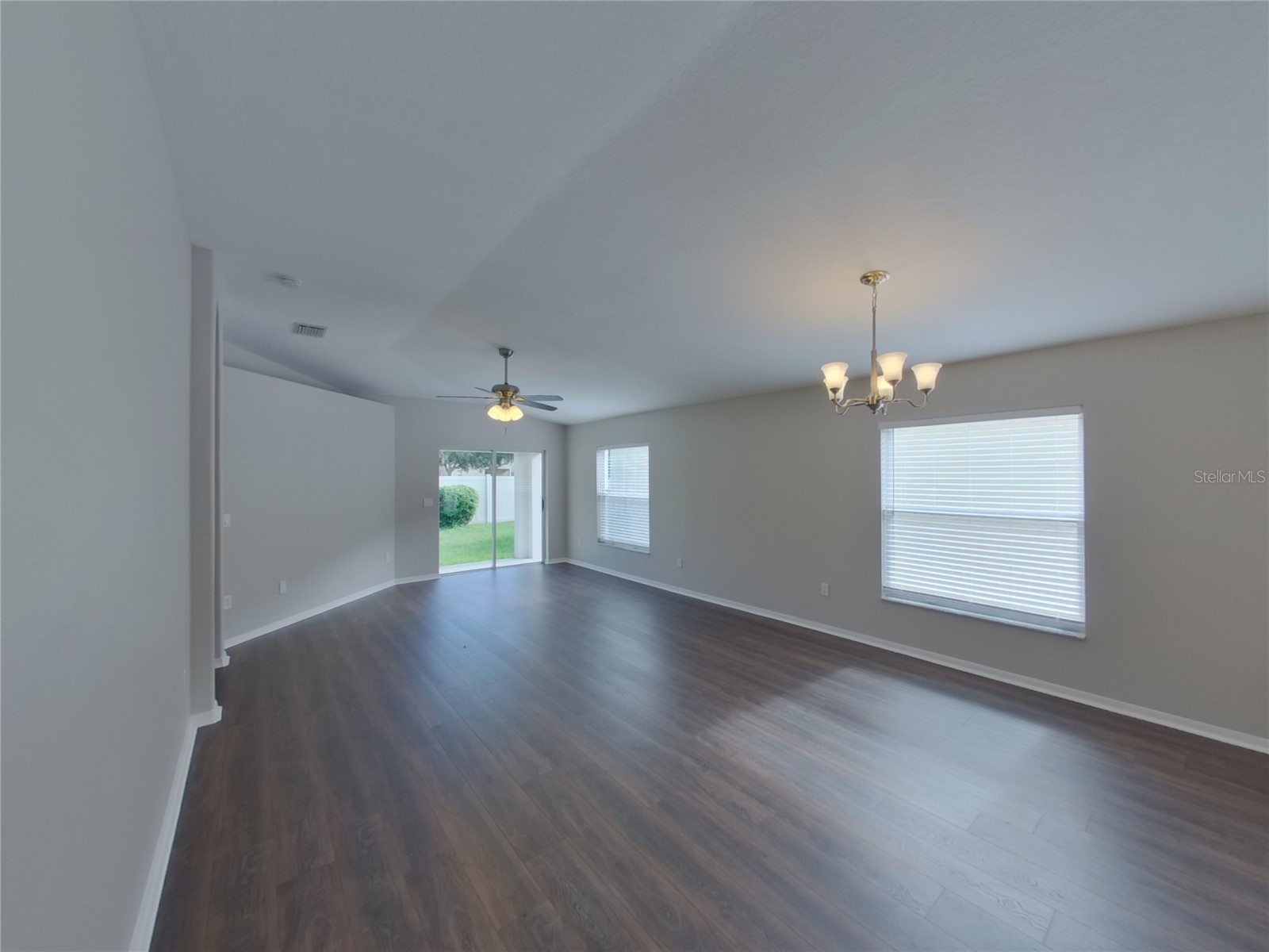 15512 Telford Spring Drive Ruskin FL 33573 C7524269 image2