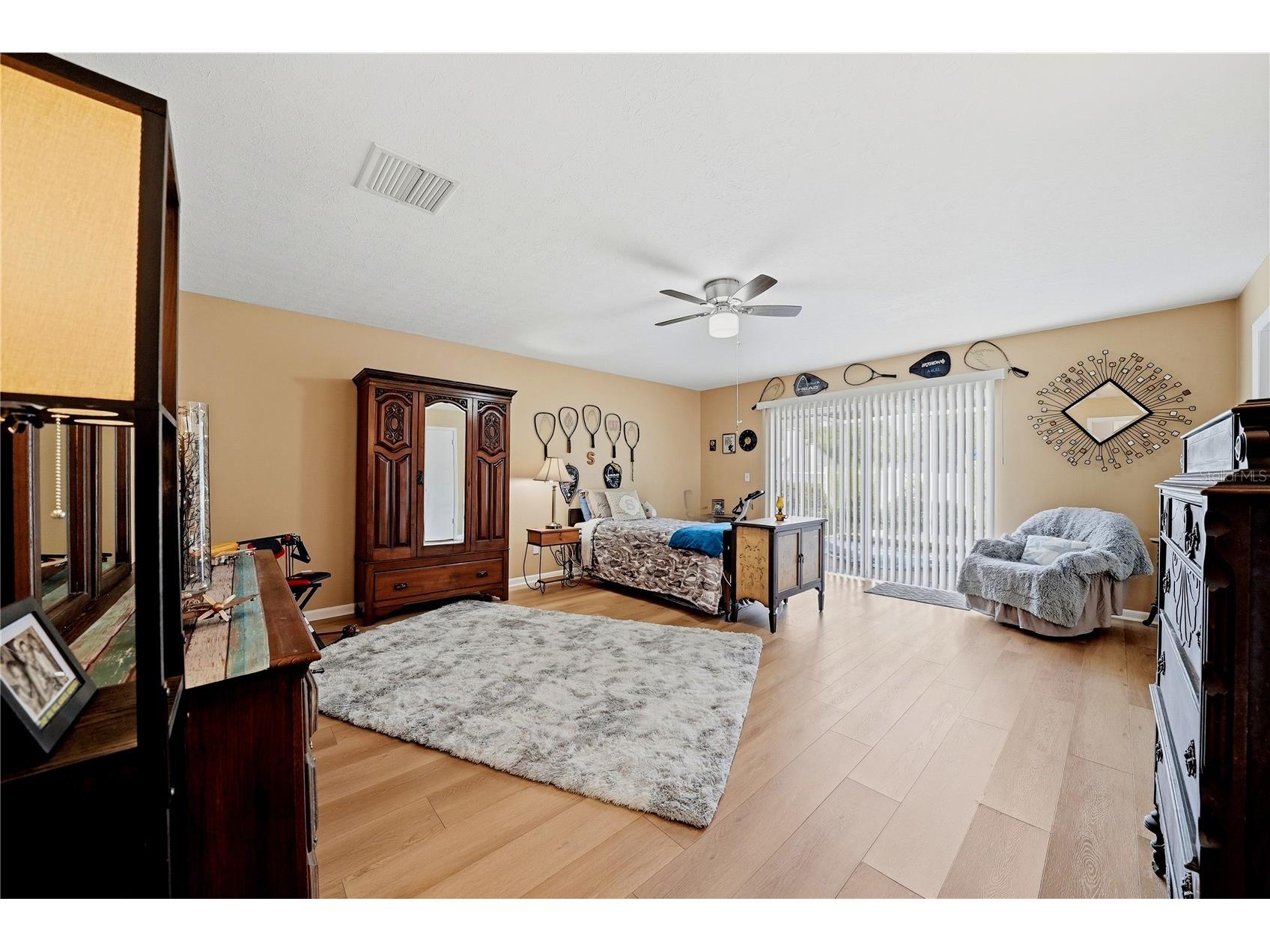 15512 Woodfair Place Tampa FL 33613 TB8525530 image3