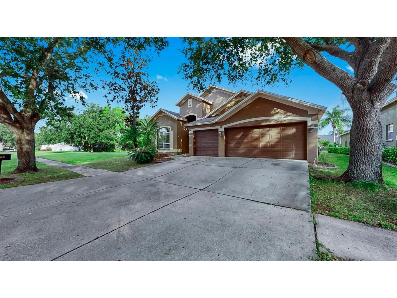 15513 Martinmeadow Drive Lithia FL 33547 TB8441062 image1