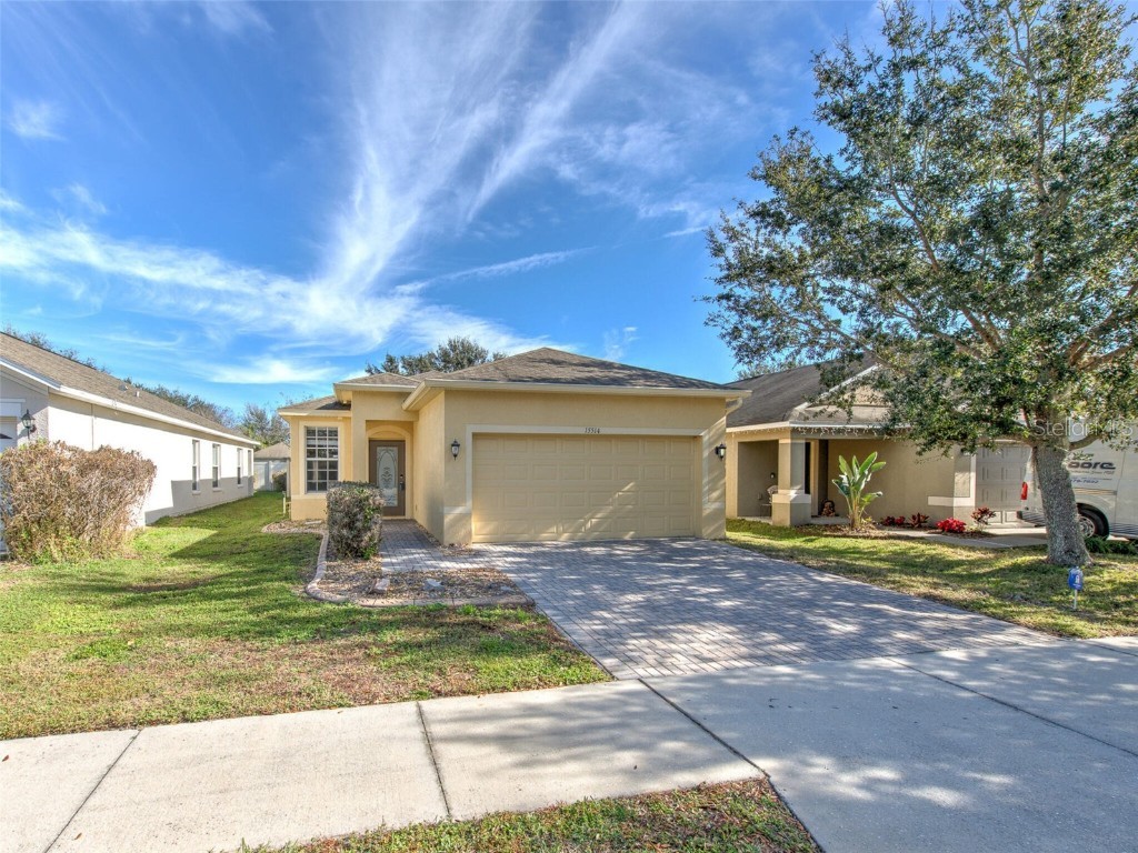 15514 Telford Spring Drive Ruskin FL 33573 T3496035 image1