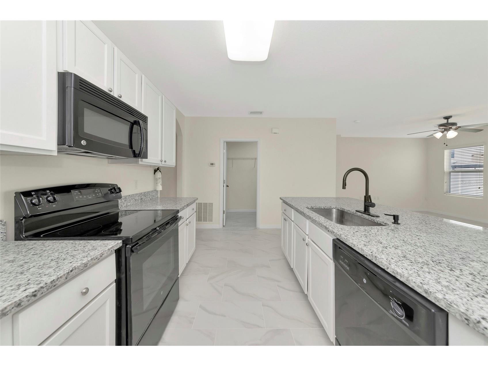 15517 Rose Grove Drive Bradenton FL 34212 A4690944 image8