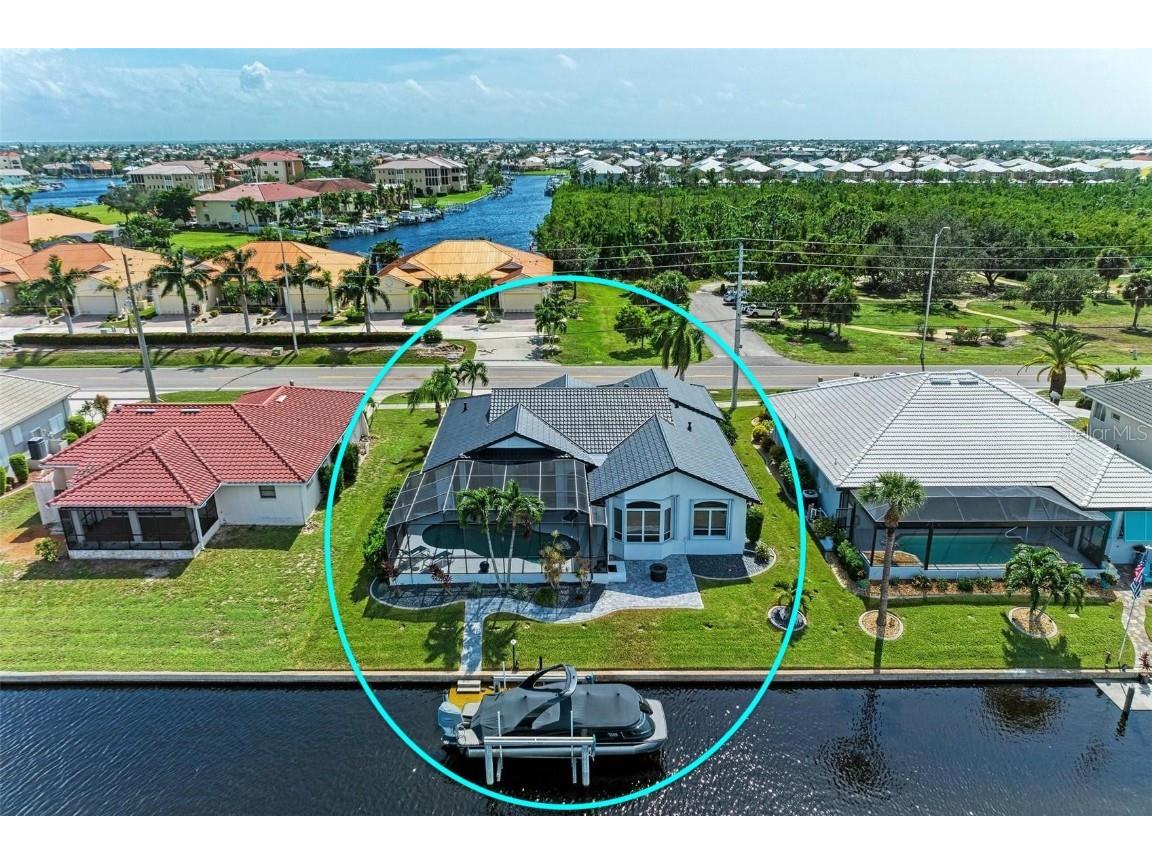 1552 Aqui Esta Drive Punta Gorda FL 33950 - PIER CANAL C7481739 image1