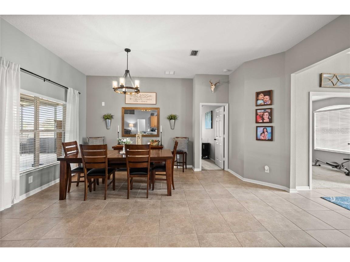 1552 Avondale Ridge Drive Plant City FL 33567 TB8426668 image21