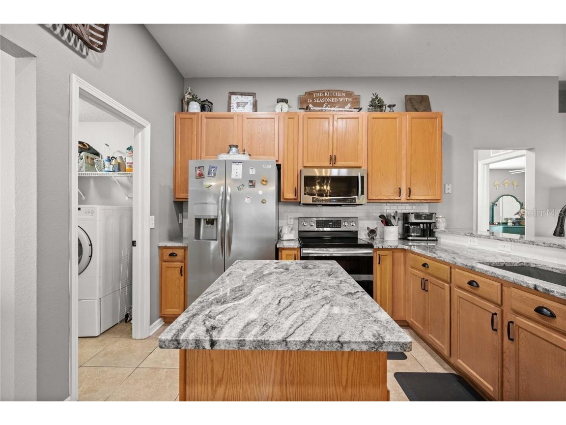 1552 Avondale Ridge Drive Plant City FL 33567 TB8426668 image32