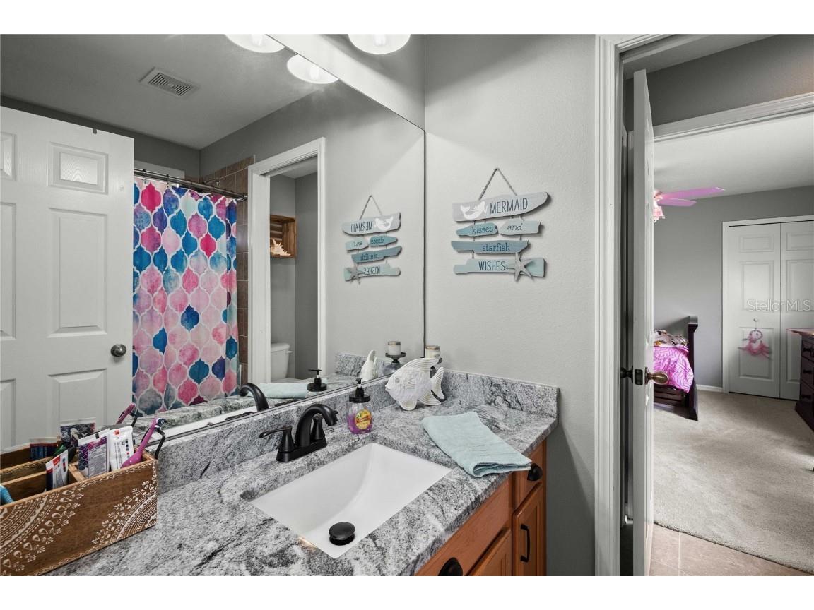 1552 Avondale Ridge Drive Plant City FL 33567 TB8426668 image43