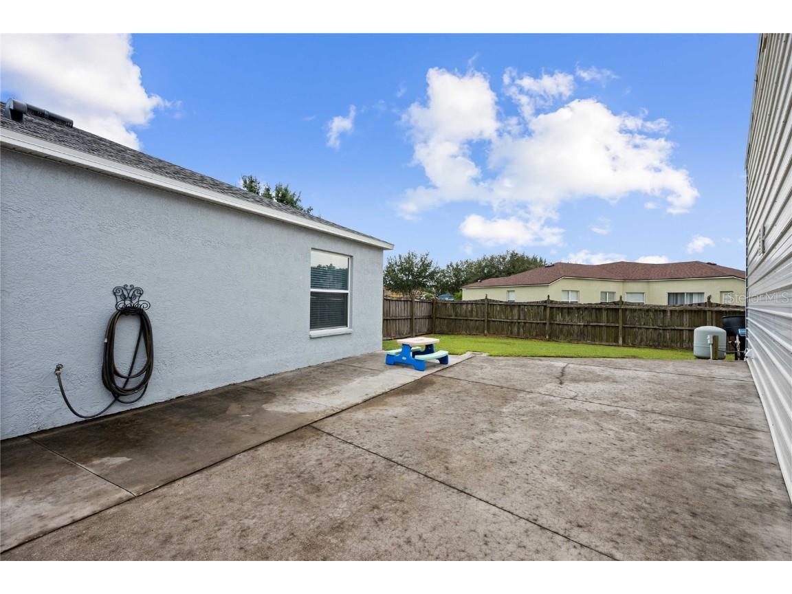 1552 Avondale Ridge Drive Plant City FL 33567 TB8426668 image55