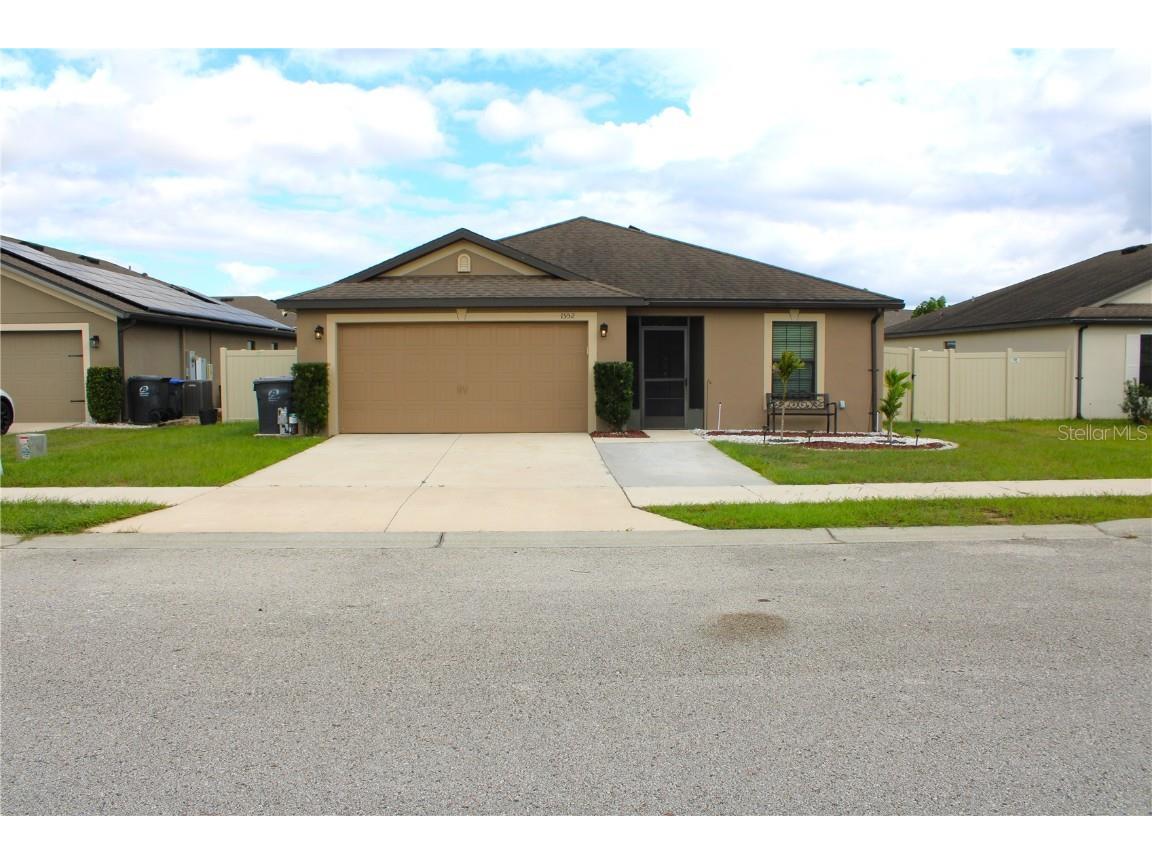 1552 Swan Lake Circle Dundee FL 33838 S5136240 image1