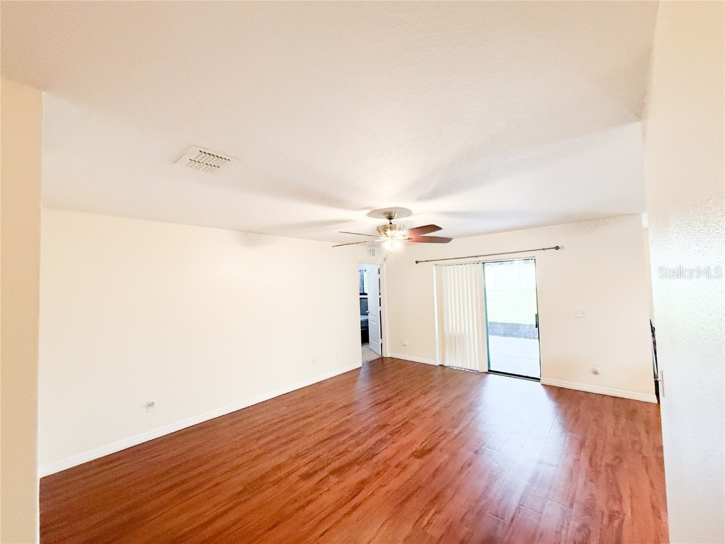 1552 Swan Lake Circle Dundee FL 33838 S5136240 image10