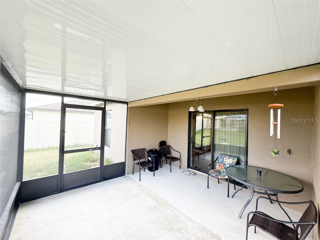 1552 Swan Lake Circle Dundee FL 33838 S5136240 image29