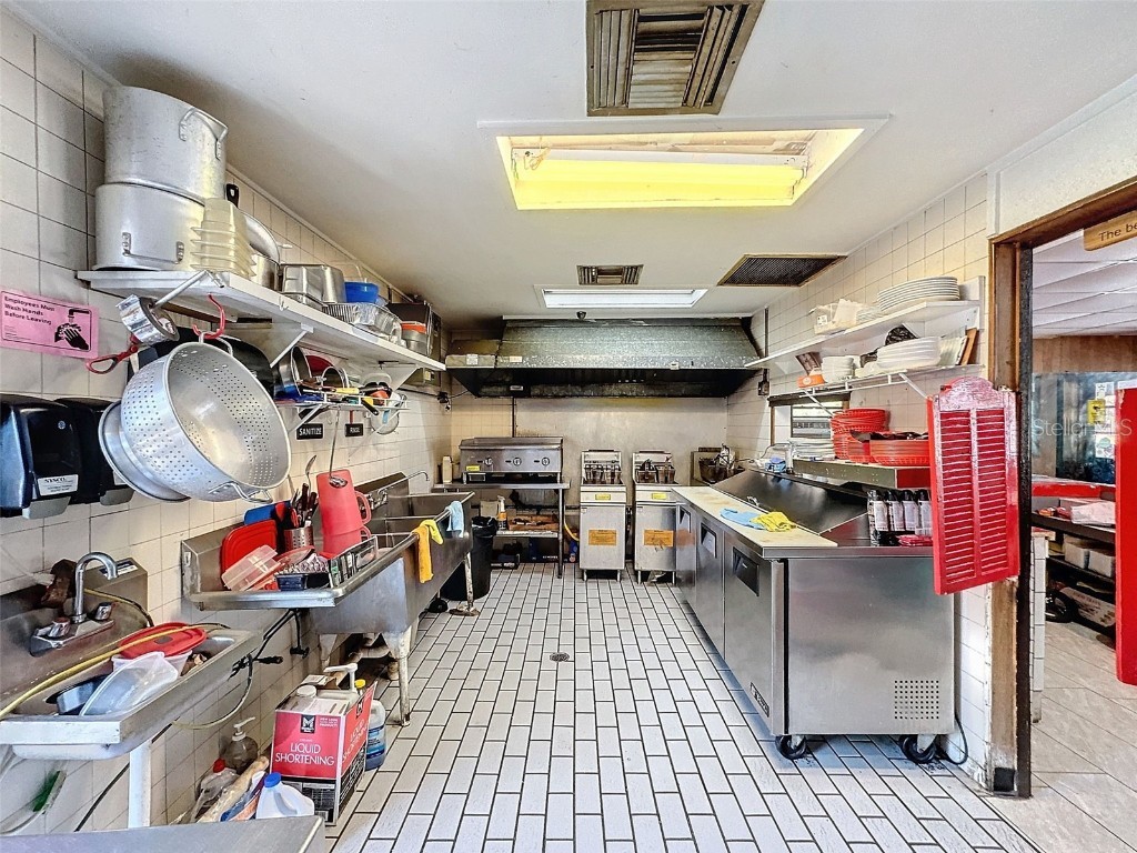 15525 & 15527 Shady Hills Road Shady Hills FL 34610 W7870605 image6