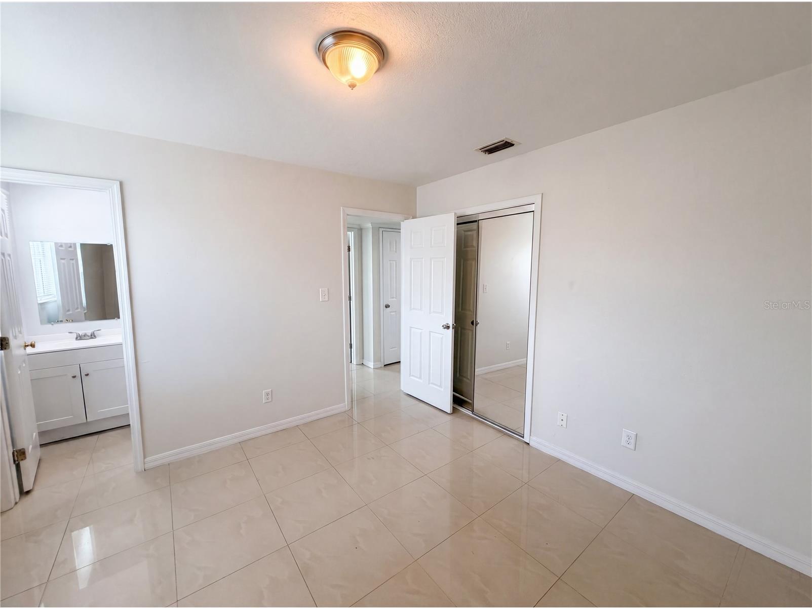 15525 Bedford Circle E Clearwater FL 33764 O6406382 image12