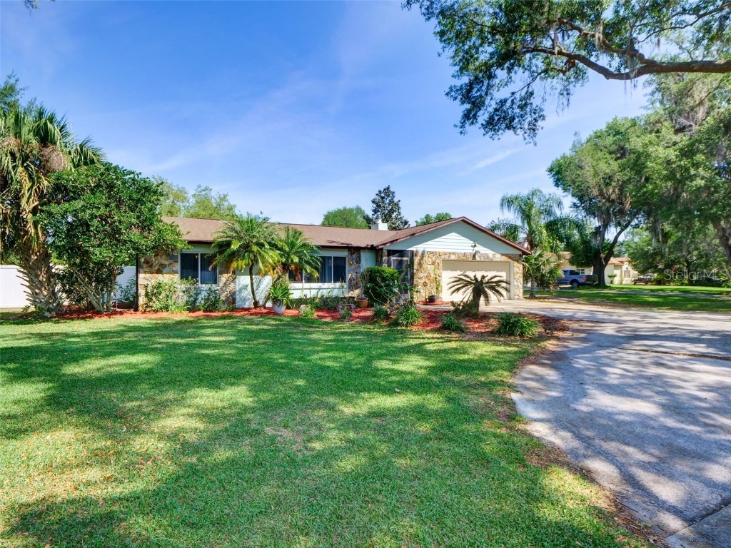 1553 Shady Oak Drive Kissimmee FL 34744 O6100108 image1